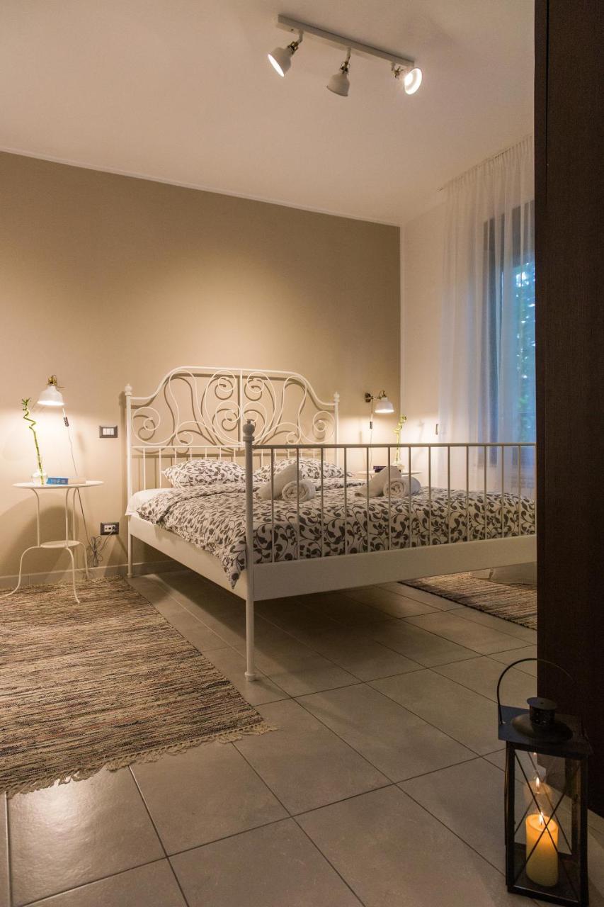 One Love Metropolitan Apartment Bucharest Exterior photo