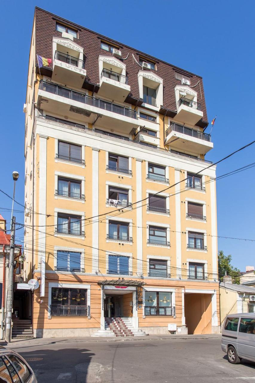 One Love Metropolitan Apartment Bucharest Exterior photo